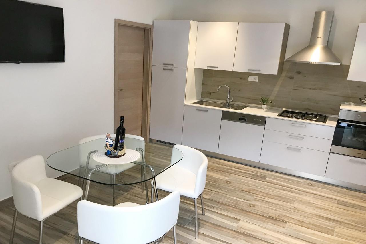Apartments Villa Stivan โซลิน ภายนอก รูปภาพ